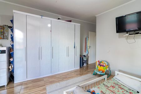 Casa à venda com 100m², 2 quartos e 3 vagasSuíte 2