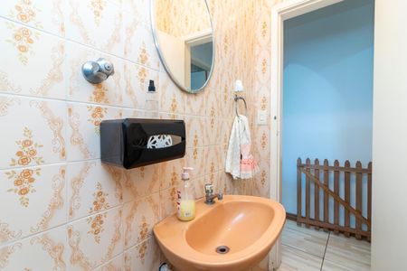 Casa à venda com 100m², 2 quartos e 3 vagasLavabo