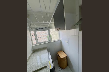 Apartamento à venda com 70m², 3 quartos e 1 vaga Apartamento à venda com 70m², 3 quartos e 1 vagaÁrea de Serviço