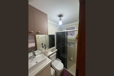 Apartamento à venda com 70m², 3 quartos e 1 vaga Apartamento à venda com 70m², 3 quartos e 1 vagaBanheiro