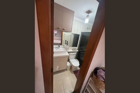 Apartamento à venda com 70m², 3 quartos e 1 vaga Apartamento à venda com 70m², 3 quartos e 1 vagaBanheiro