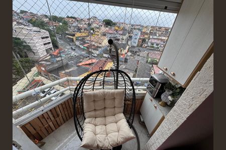 Apartamento à venda com 70m², 3 quartos e 1 vaga Apartamento à venda com 70m², 3 quartos e 1 vagaVaranda