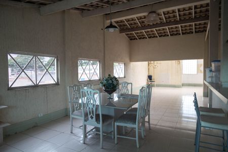 Casa à venda com 350m², 3 quartos e 3 vagas Casa à venda com 350m², 3 quartos e 3 vagasSóton