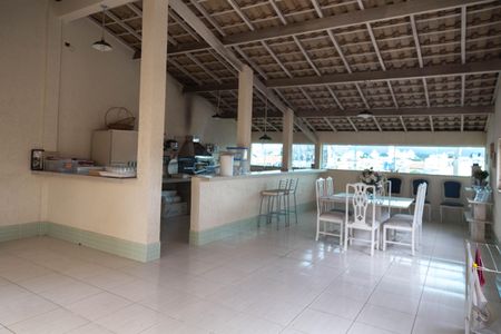 Casa à venda com 350m², 3 quartos e 3 vagas Casa à venda com 350m², 3 quartos e 3 vagasSóton