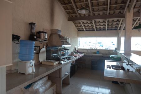 Casa à venda com 350m², 3 quartos e 3 vagas Casa à venda com 350m², 3 quartos e 3 vagasSóton