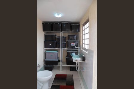 Casa à venda com 350m², 3 quartos e 3 vagas Casa à venda com 350m², 3 quartos e 3 vagasDespensa