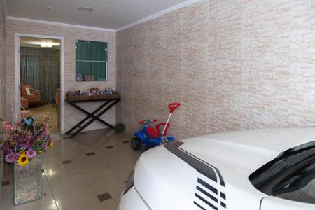 Casa à venda com 350m², 3 quartos e 3 vagas Casa à venda com 350m², 3 quartos e 3 vagasGaragem