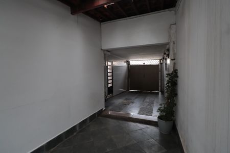 Casa à venda com 250m², 4 quartos e 2 vagasGaragem