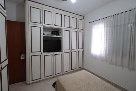 Casa à venda com 250m², 4 quartos e 2 vagasQuarto 2