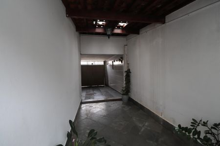 Casa à venda com 250m², 4 quartos e 2 vagasGaragem