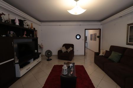 Casa à venda com 250m², 4 quartos e 2 vagasSala