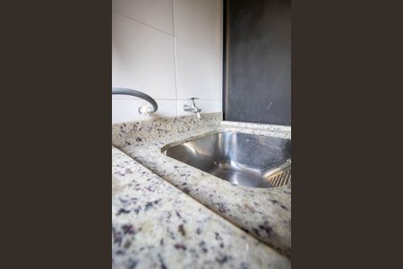 Apartamento para alugar com 70m², 2 quartos e 1 vagaÁrea de Serviço