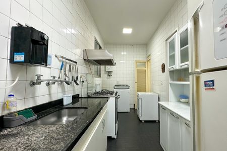 Apartamento à venda com 60m², 2 quartos e sem vagaCozinha e Área de Serviço