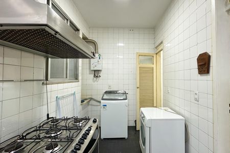 Apartamento à venda com 60m², 2 quartos e sem vagaCozinha e Área de Serviço