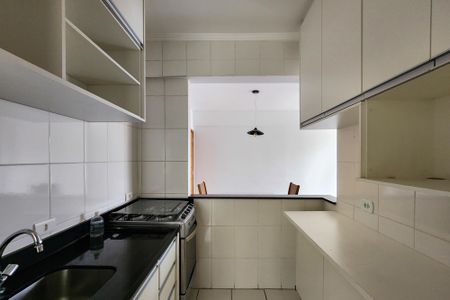 Apartamento à venda com 60m², 2 quartos e 1 vagaCozinha 
