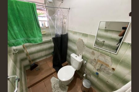 Casa à venda com 76m², 1 quarto e 6 vagas Casa à venda com 76m², 1 quarto e 6 vagasBanheiro