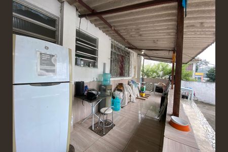 Casa à venda com 76m², 1 quarto e 6 vagas Casa à venda com 76m², 1 quarto e 6 vagasVaranda