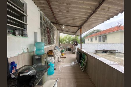 Casa à venda com 76m², 1 quarto e 6 vagas Casa à venda com 76m², 1 quarto e 6 vagasVaranda