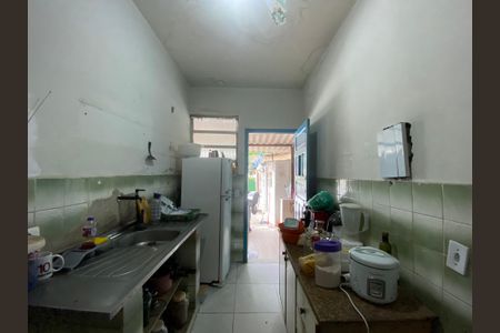 Casa à venda com 76m², 1 quarto e 6 vagas Casa à venda com 76m², 1 quarto e 6 vagasCozinha