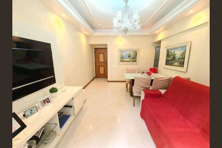 Apartamento à venda com 79m², 2 quartos e sem vaga