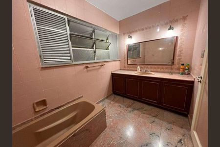 Apartamento à venda com 180m², 3 quartos e sem vaga