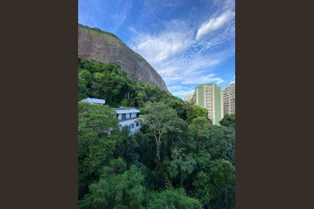 Apartamento à venda com 89m², 1 quarto e 1 vaga