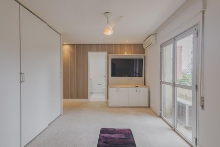 Apartamento à venda com 240m², 4 quartos e 2 vagasSuíte 2