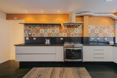 Apartamento à venda com 240m², 4 quartos e 2 vagasCozinha