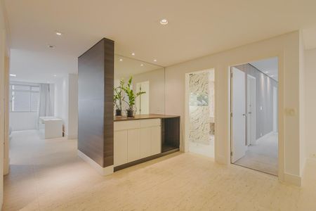 Apartamento à venda com 240m², 4 quartos e 2 vagasSala de Jantar