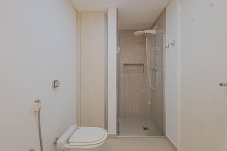 Apartamento à venda com 240m², 4 quartos e 2 vagasBanheiro