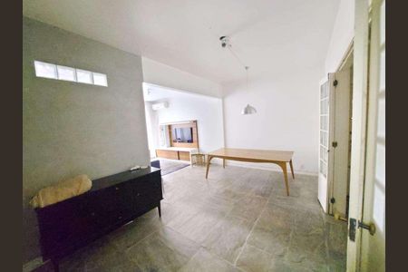 Apartamento à venda com 136m², 3 quartos e 1 vaga