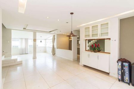 Apartamento à venda com 205m², 3 quartos e 1 vaga