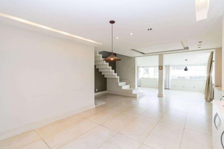 Apartamento à venda com 205m², 3 quartos e 1 vaga