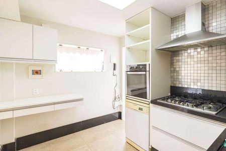 Apartamento à venda com 205m², 3 quartos e 1 vaga