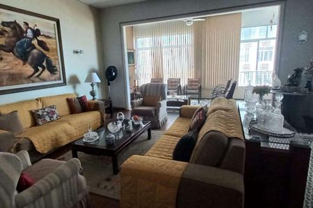 Apartamento à venda com 235m², 4 quartos e 1 vaga