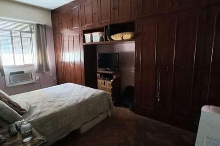 Apartamento à venda com 235m², 4 quartos e 1 vaga