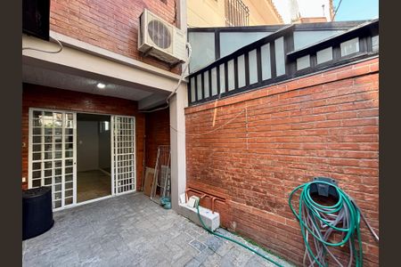 Casa à venda com 160m², 4 quartos e 1 vagaGaragem