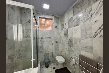 Casa à venda com 160m², 4 quartos e 1 vagaBanheiro social