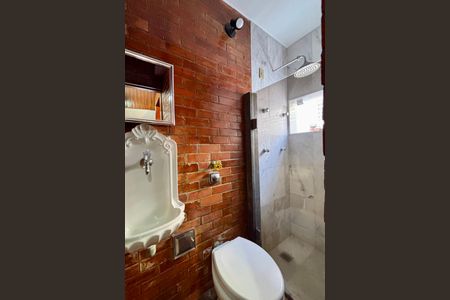 Casa à venda com 160m², 4 quartos e 1 vagaCobertura - sauna e banheiro