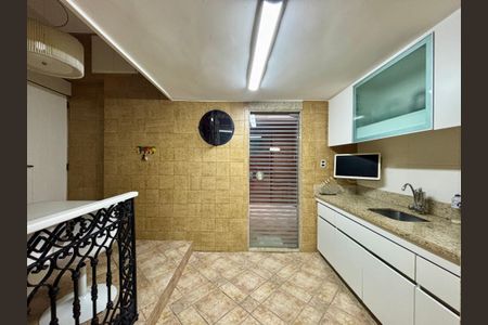 Casa à venda com 160m², 4 quartos e 1 vagaCozinha