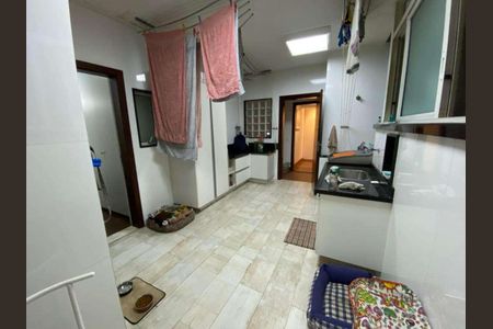 Apartamento à venda com 340m², 4 quartos e 1 vaga