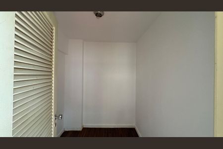 Apartamento à venda com 190m², 3 quartos e 2 vagasQuarto de Serviço