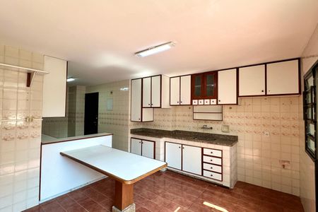 Apartamento à venda com 190m², 3 quartos e 2 vagasCozinha