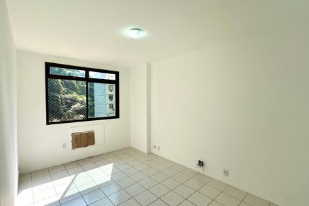 Apartamento à venda com 190m², 3 quartos e 2 vagasSuite 02