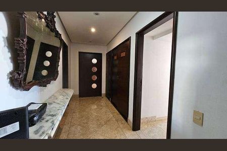 Apartamento à venda com 494m², 3 quartos e 1 vaga