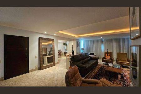 Apartamento à venda com 494m², 3 quartos e 1 vaga
