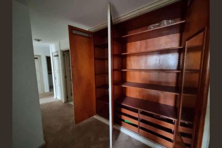 Apartamento à venda com 345m², 4 quartos e 2 vagas