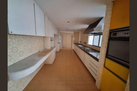 Apartamento à venda com 345m², 4 quartos e 2 vagas