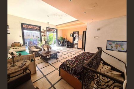 Apartamento à venda com 302m², 5 quartos e 1 vaga