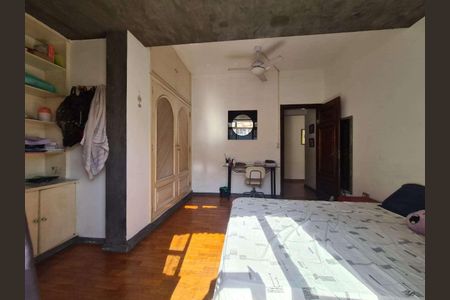 Apartamento à venda com 302m², 5 quartos e 1 vaga